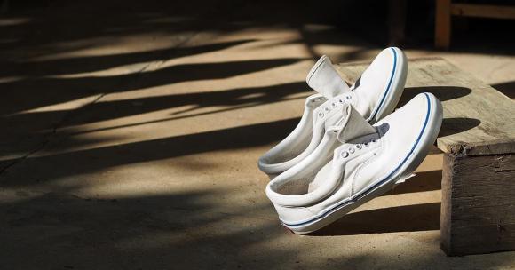 7 cách dễ dàng để khử mùi hôi chân cho dân văn phòng, đặc biệt đối với nam giới-1