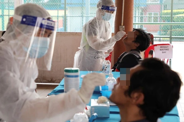 Malaysia xuất hiện biến thể đáng lo ngại của virus SARS-CoV-2, có thể làm nghiêm trọng thêm làn sóng hiện nay-1