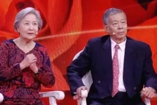 Từng cắt dạ dày, bị lao phổi, vợ chồng bác sĩ sống khỏe tới 80 tuổi nhờ 2 thứ này