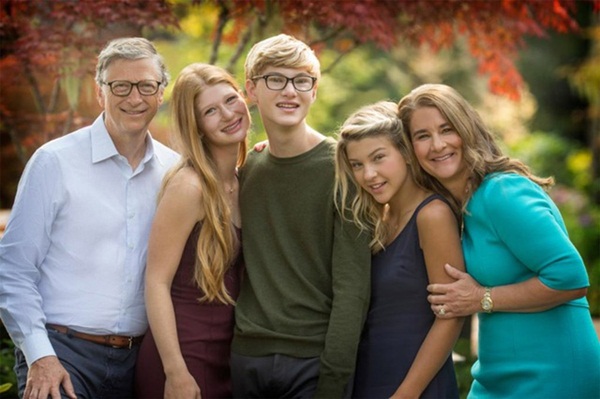 Giữa lùm xùm tình ái của chồng cũ, vợ tỷ phú Bill Gates có động thái mới với sự toan tính đầy khôn ngoan-2