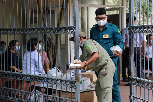 Trung tâm kiểm soát Bệnh tật TP.HCM thông tin về ca nghi nhiễm Covid-19: Là nhân viên công ty ở quận 3-2