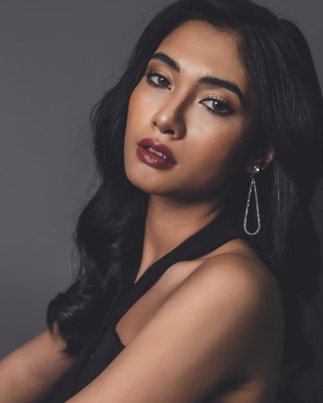 Nhan sắc của Hoa hậu Myanmar gây chú ý vì cầu cứu trên sân khấu Hoa hậu Hoàn vũ Thế giới?-5