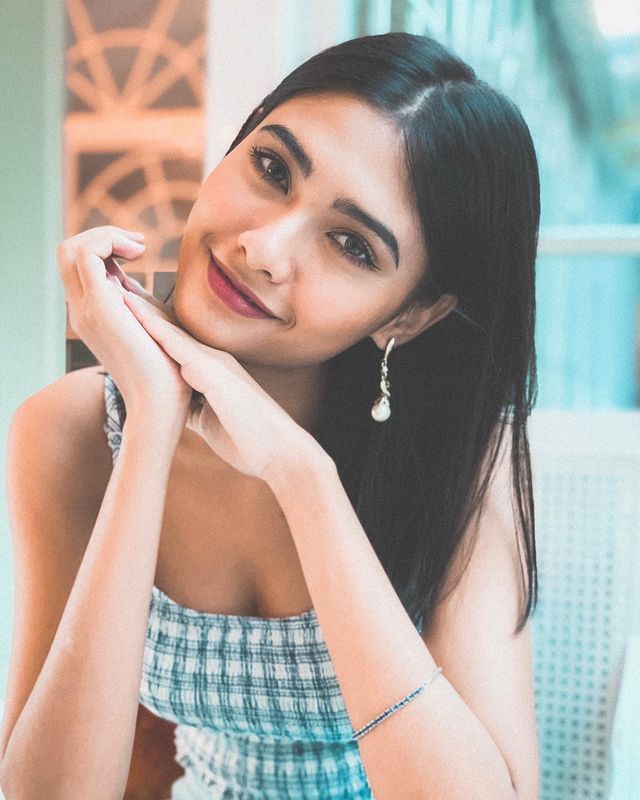 Nhan sắc của Hoa hậu Myanmar gây chú ý vì cầu cứu trên sân khấu Hoa hậu Hoàn vũ Thế giới?-7