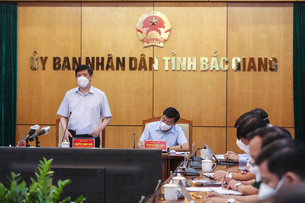 Chỉ 10 ngày ghi nhận gần 500 ca Covid-19, Bộ Y tế yêu cầu Bắc Giang đặt trong trạng thái báo động cao nhất-2
