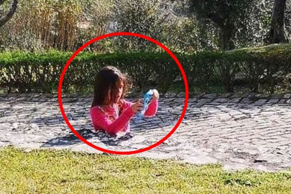 Bức ảnh hơn 600.000 like và câu chuyện ứa nước mắt về nghề bị cho là bẩn thỉu nhất thế giới: Vì miếng cơm manh áo, có chui xuống cống cũng cam lòng!-7