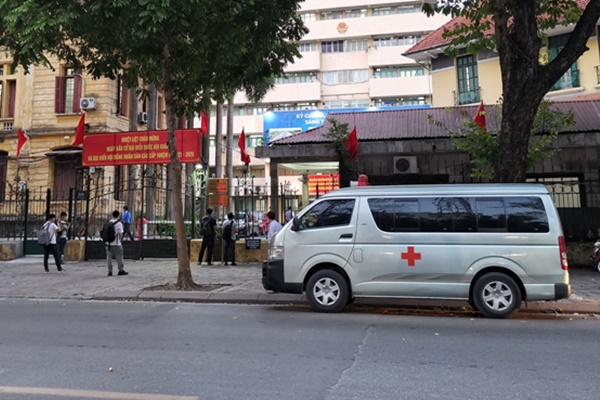Một bệnh nhân Covid-19 được tiên lượng tử vong-2