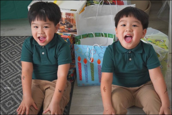 Quý tử sinh đôi&nbsp;5 tuổi&nbsp;được vợ chồng Baggio rèn luyện làm việc này, nhìn qua đã thấy bố mẹ thật khéo dạy con-6