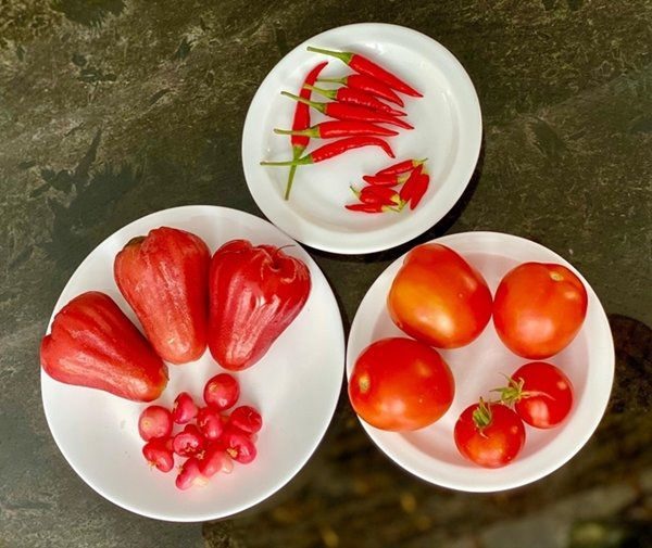 NSƯT Trịnh Kim Chi thu hoạch trái cây tại vườn biệt thự 200m2-13