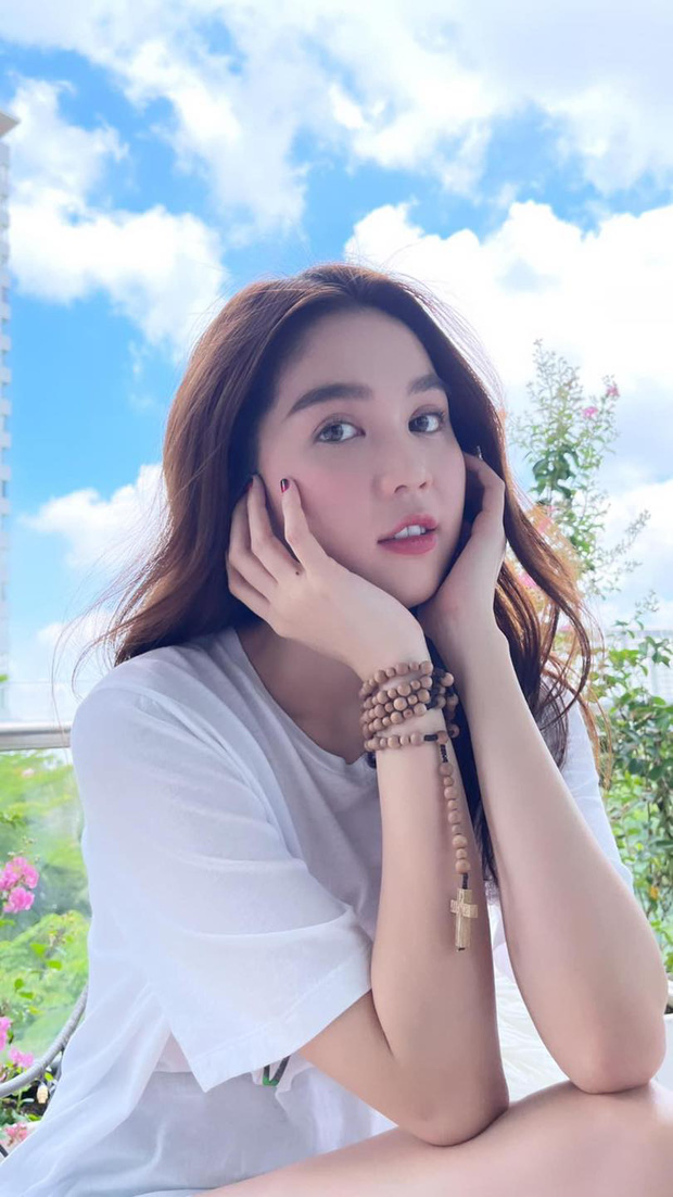 Ngọc Trinh: Nuôi em đi, em ngoan lắm, kể cả có tự làm ra tiền thì đến già, em vẫn thích được nuôi nha-2