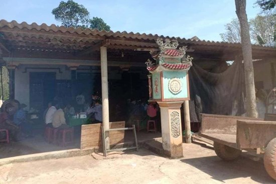 Quảng Bình: 3 cháu nhỏ chết đuối thương tâm dưới ao nhà ông ngoại