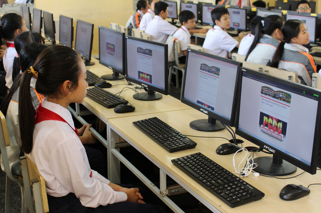 Mới: Trường công lập đầu tiên ở Hà Nội kiểm tra học kỳ thông qua hình thức trực tuyến, chi tiết cụ thể như sau-4