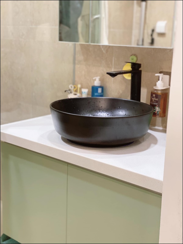 Căn hộ chỉ 53m2 có thiết kế thông minh, tiện ích không thiếu gì,&nbsp;tông xanh lá hợp mệnh gia chủ cực hài hòa đẹp mắt-14