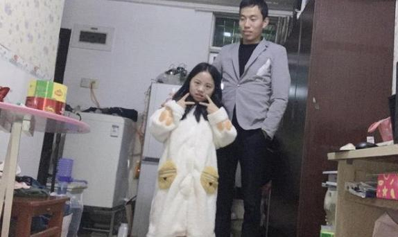 Chàng trai 1m8 lấy vợ cao 1m2: Ngoài chuyện tình đẹp, câu chuyện về chiều cao nấm lùn của cô gái khiến nhiều cha mẹ phải lưu ý-4