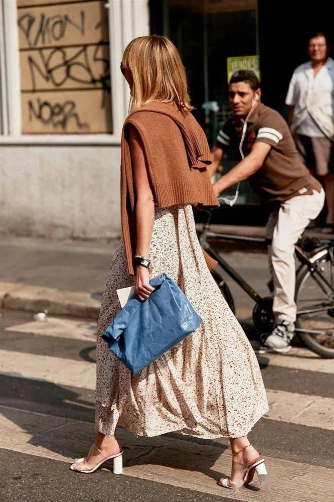 Mùa Hè định sắm váy hoa thì phải ghim ngay 4 tips này để tìm được kiểu váy ưng ý nhất-4