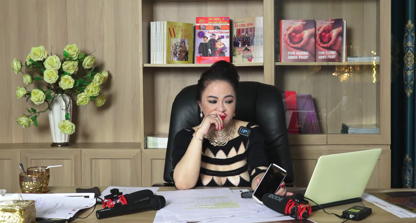 Vợ Dũng lò vôi đột ngột chuyển giọng kêu gọi người ứng tuyển làm Tổng Giám đốc KDL nghìn tỷ - bà chủ Đại Nam, thừa nhận sống trong đau khổ, hứa sẽ tránh đường cho ai đủ can đảm!-2