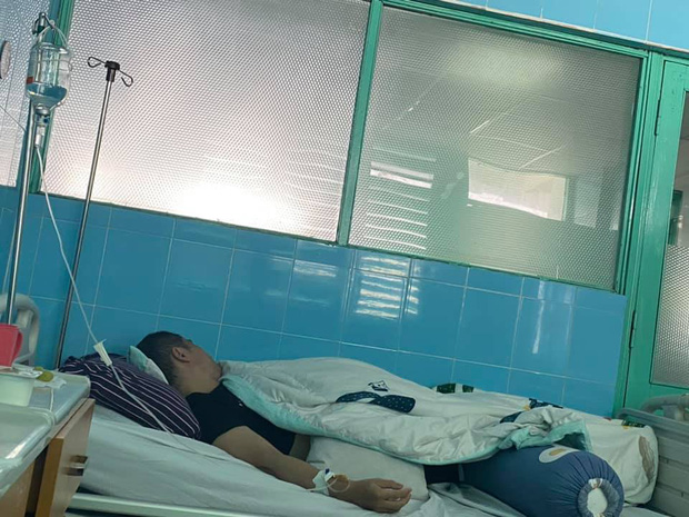 Phẫn nộ tột độ: NTK Nhật Dũng vừa qua đời, MXH đã xuất hiện kẻ giả mạo người nhà đăng hẳn status lừa đảo tiền phúng viếng-2