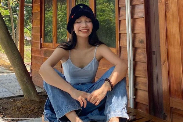 Từ chuyện con gái diva Mỹ Linh gây tranh cãi khi phát biểu nửa Việt nửa Anh trên sóng truyền hình: Là thói quen hay cố thể hiện cá tính?-5