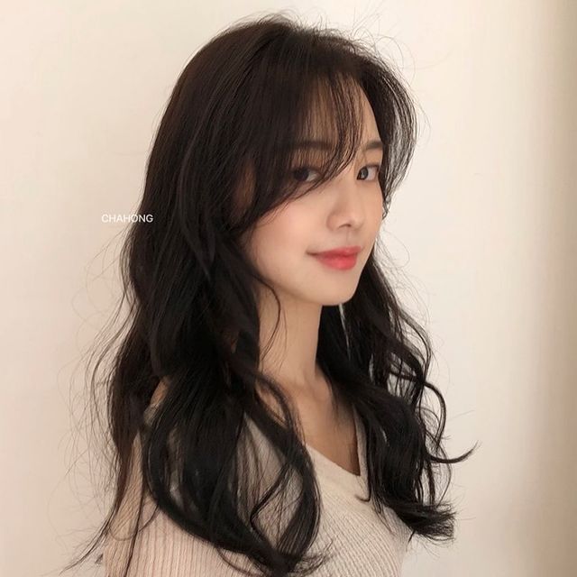 2 kiểu tóc uốn siêu đẹp mà không sợ già và còn chẳng mất nhiều thời gian chăm sóc-4