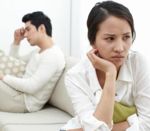 Sau khi sinh con, tính tình vợ bỗng thay đổi rõ rệt, gây thương tích cho cả mẹ chồng chăm sóc mình-4