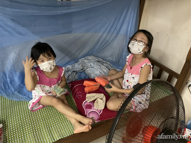 Bố mắc COVID-19 rồi qua đời, hai bé gái bơ vơ, bấu víu vào nhau trong khu cách ly giữa tâm dịch Bắc Ninh-3