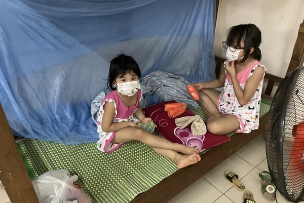 ‘Nhiều em bé ở Điện Biên đi cách ly chỉ có một bộ quần áo trên người’-4