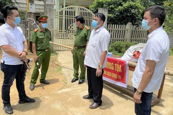 Khẩn: Tìm người liên quan ca mắc Covid-19 ở Thanh Hóa, ăn uống rượu thịt chó