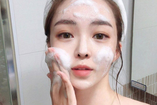 80% chị em quên làm 1 điều khi rửa mặt khiến da không đủ sạch sẽ, thông thoáng-4