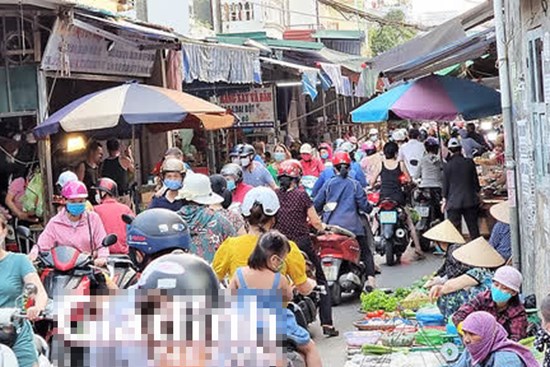 Hải Phòng chưa rõ F0 của ca mắc mới, chợ vẫn đông, nhiều người không đeo khẩu trang