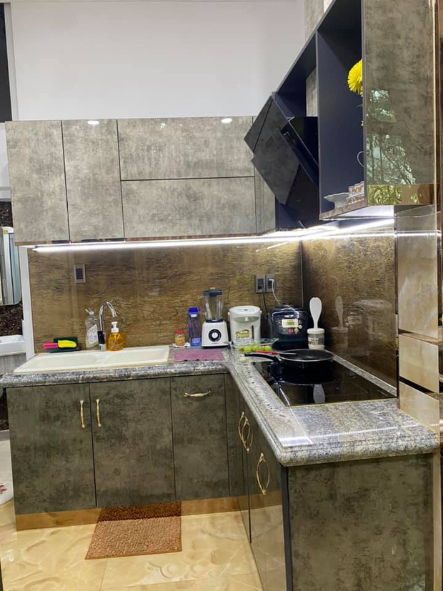 Khoe nhà 3 mặt tiền, chủ nhà lại nhận về loạt tranh cãi: Thiết kế quê mùa, rối mắt, nhìn như tra tấn!-5