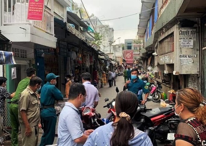 Phong tỏa tạm thời chợ Phú Nhuận-1