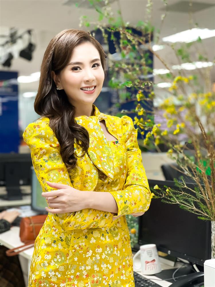 MC Mai Ngọc khoe cận cảnh nội thất bên trong căn hộ cao cấp mới mua, dân tình trầm trồ với phòng ngủ đơn giản nhưng siêu tinh tế-1