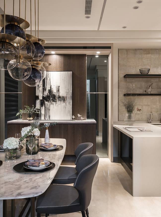 Căn nhà 100m2 của cặp vợ chồng mới cưới có thiết kế nhẹ nhàng không kém phần sang chảnh, tận dụng tối đa từng tấc đất, ấn tượng nhất là chi tiết thiết kế quầy bar giải trí ngay tại nhà-6