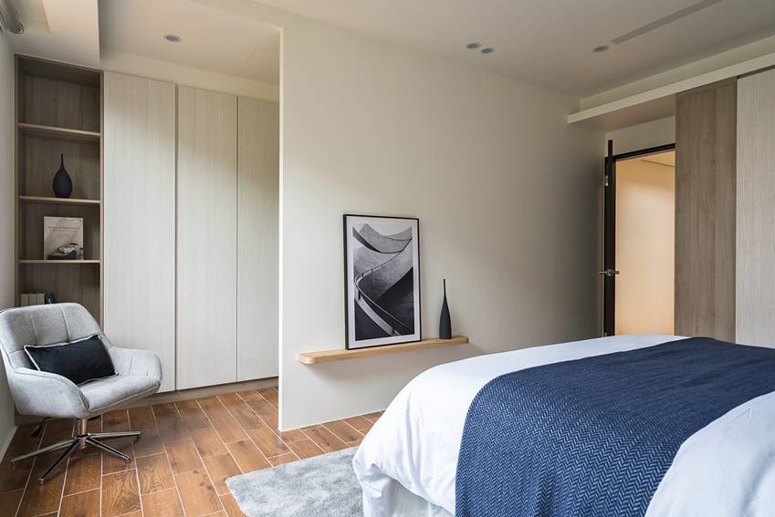 Căn nhà 100m2 của cặp vợ chồng mới cưới có thiết kế nhẹ nhàng không kém phần sang chảnh, tận dụng tối đa từng tấc đất, ấn tượng nhất là chi tiết thiết kế quầy bar giải trí ngay tại nhà-11