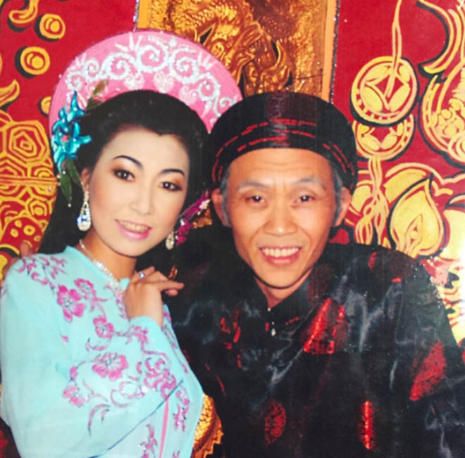 Người nhận là vợ Hoài Linh, đối mặt với bà Phương Hằng thân thiết thế nào với chồng?-8