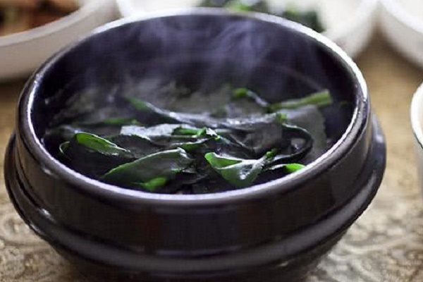 Bật mí cách nấu canh rong biển thịt bằm không tanh, lại ngon ngọt, thanh mát trong những ngày hè oi bức-6