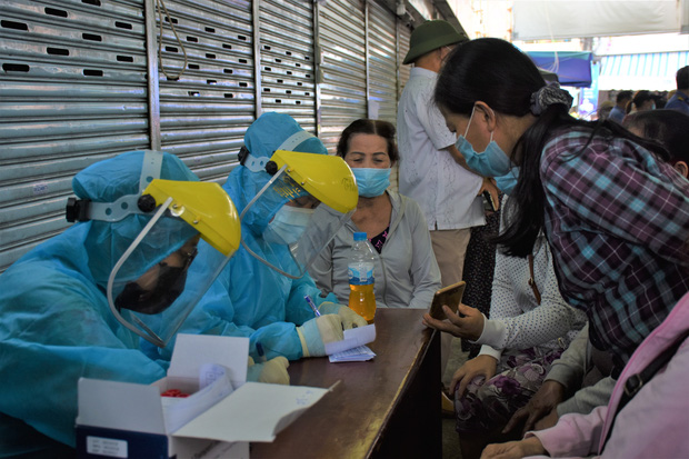 Cán bộ Công an vừa mắc Covid-19 ở Đà Nẵng đã đi đến những nơi nào?-2