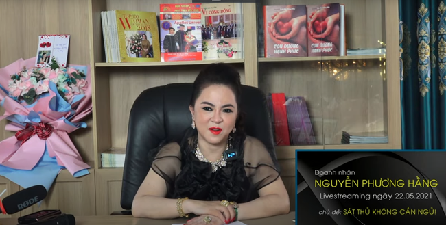 Bà Phương Hằng bất ngờ tung đoạn ghi âm được cho là của NS Hồng Vân liên quan đến vụ việc kêu gọi từ thiện 13 tỷ đồng của NS Hoài Linh-1