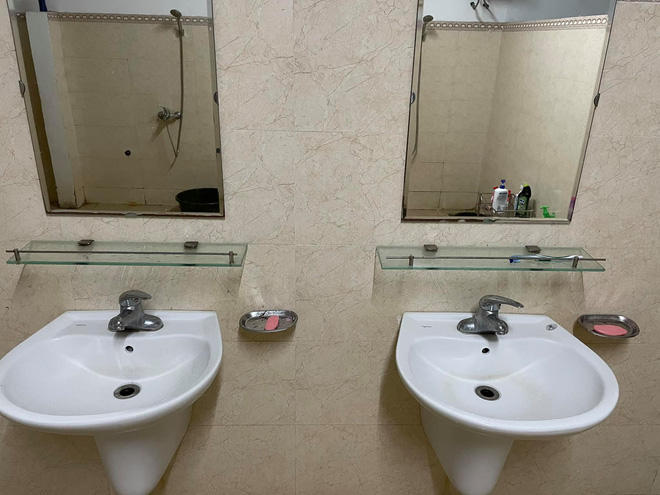 Du học sinh bị chỉ trích vì chê đồ ăn ở khu cách ly không nuốt nổi-1