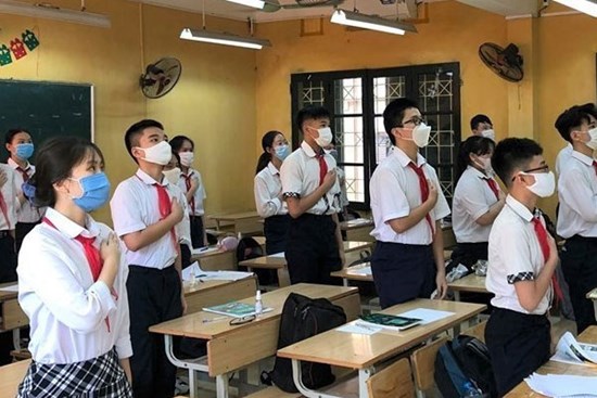 Nhiều tỉnh, thành cho học sinh lớp 9, lớp 12 quay trở lại trường