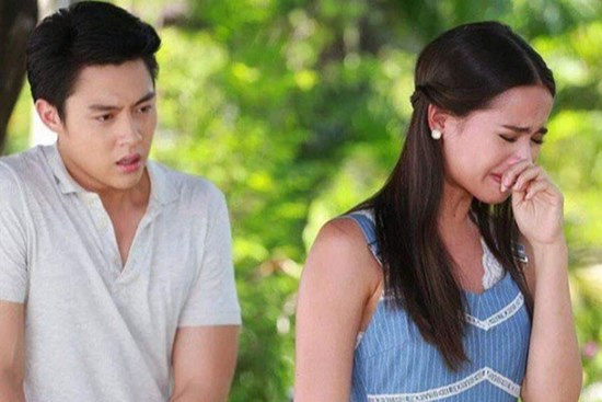 Bán đất nuôi mẹ chồng bị liệt hơn 3 năm, vợ chồng tôi bàng hoàng khi đọc tờ di chúc của bà