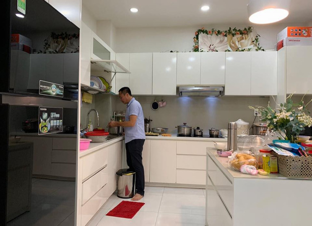 Bị đại gia Phương Hằng tung tin giật chồng, Vy Oanh khoe khéo ảnh hé lộ tình trạng hiện tại bên ông xã đại gia-2