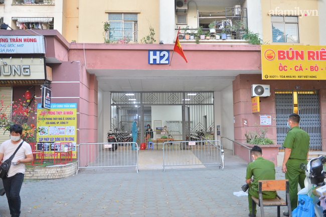 Hà Nội: Phong tỏa một tòa nhà tại KĐT Việt Hưng liên quan 3 ca dương tính SARS-CoV-2 trong cùng gia đình ở Times City-1