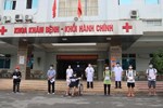 Cho phép người dân trở về từ Bắc Giang không cần khai báo y tế, nữ nhân viên y tế bị phạt 10 triệu đồng-2