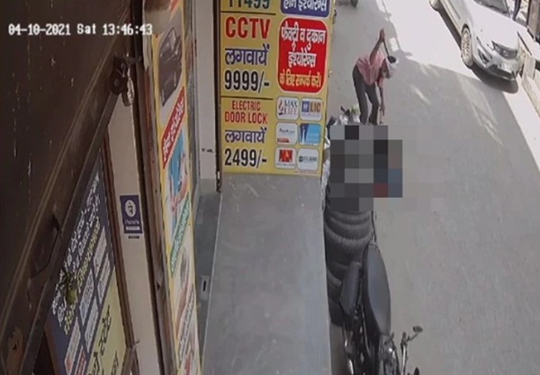 Người vợ gục ngã trong vũng máu sau 26 nhát dao oan nghiệt của chồng chỉ vì một câu nói, phẫn nộ nhất là thái độ của người dân chứng kiến sự việc-2