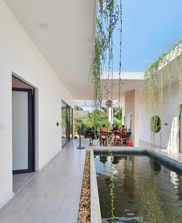 Con trai KTS xây nhà 3 thế hệ để bố mẹ dưỡng già: Chi phí 800 triệu, thiết kế nhà vườn vừa xanh mát, vừa sáng thoáng-8