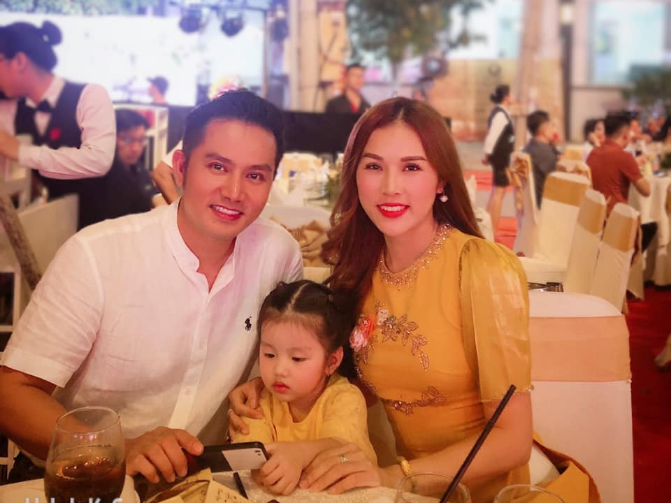 Em dâu nghệ sĩ Hoài Linh: Sinh con xong bị stress vì cân nặng, nhìn chiếc cân xoay không điểm dừng chỉ muốn khóc thét-5