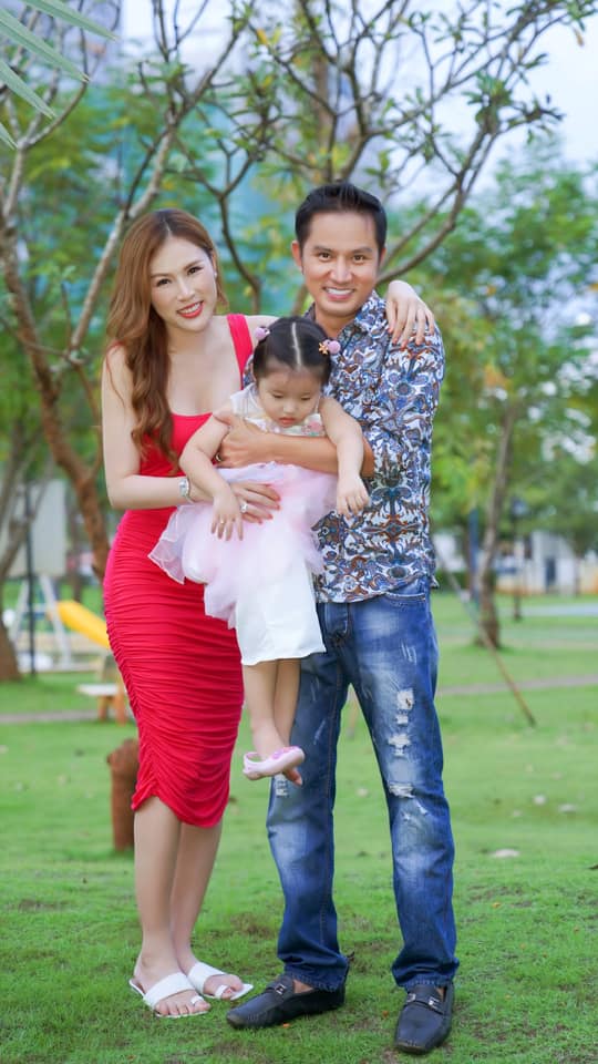 Em dâu nghệ sĩ Hoài Linh: Sinh con xong bị stress vì cân nặng, nhìn chiếc cân xoay không điểm dừng chỉ muốn khóc thét-7