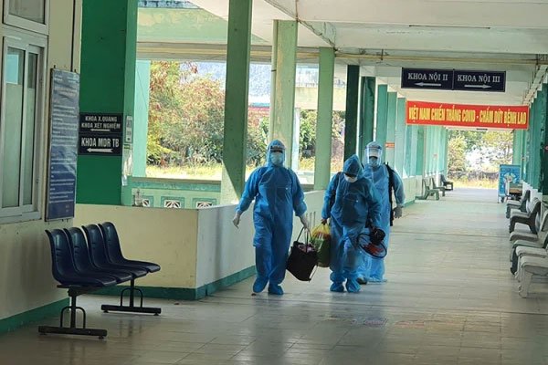 Tối 25/5: Thêm 284 ca mắc COVID-19 trong nước, riêng Bắc Giang 243 ca-3