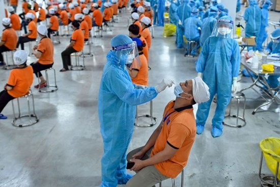 Bộ trưởng Y tế: 'Biến chủng virus mọc chân chỉ sau 2 ngày nuôi cấy'