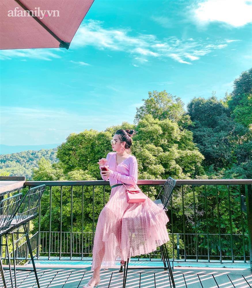 Mẹ 6 con sở hữu nhan sắc bị thời gian lãng quên, tiết lộ bí quyết 6 lần sinh nở vẫn đẹp, da căng mịn nhờ loại dấm đặc biệt-12